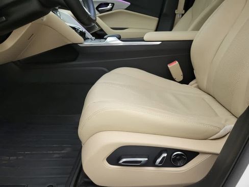Used 2022 Acura TLX w/ Technology Package FWD image 2