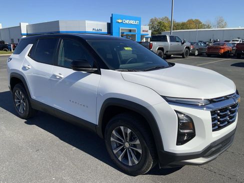 New 2026 Chevrolet Equinox LT w/ Convenience Package II image 2