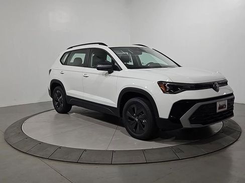 New 2026 Volkswagen Taos S FWD image 7