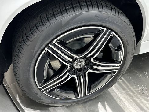 New 2026 Mercedes-Benz GLE 350 4MATIC image 3