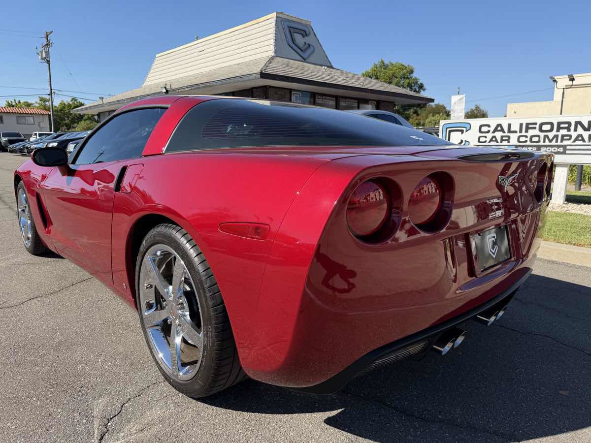 Used 2009 Chevrolet Corvette Coupe w/ Preferred Equipment Group RWD image 5