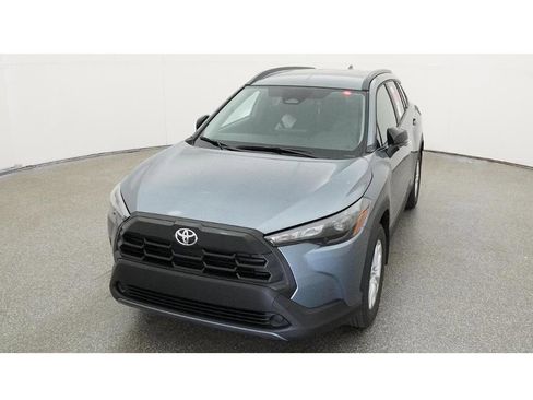 New 2026 Toyota Corolla Cross LE FWD image 16