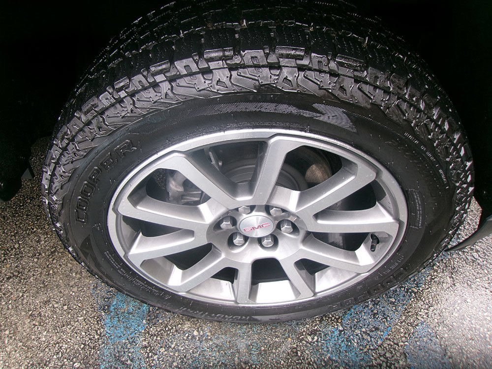 Used 2021 GMC Canyon Denali AWD/4WD image 7