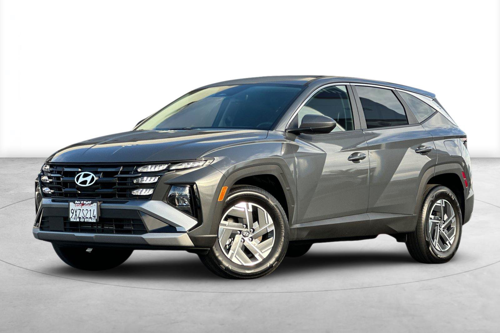 Used 2026 Hyundai Tucson Blue SE AWD/4WD image 2