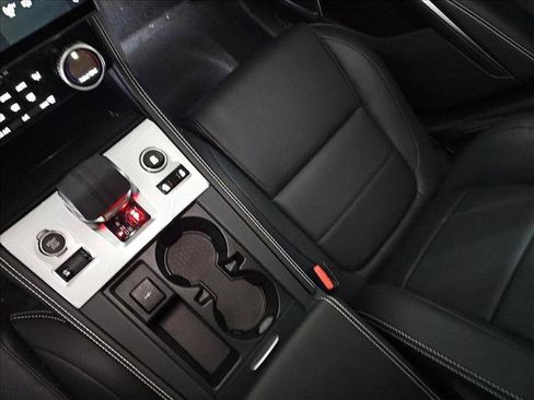 New 2026 Jaguar F-PACE R-Dynamic S image 25