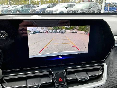 Used 2025 Chevrolet TrailBlazer LT FWD image 13