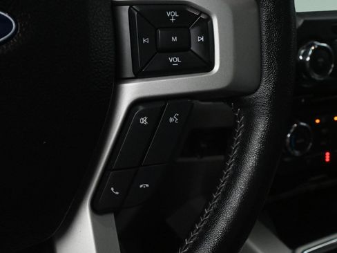 Used 2018 Ford F250 Lariat w/ Lariat Ultimate Package AWD/4WD image 22