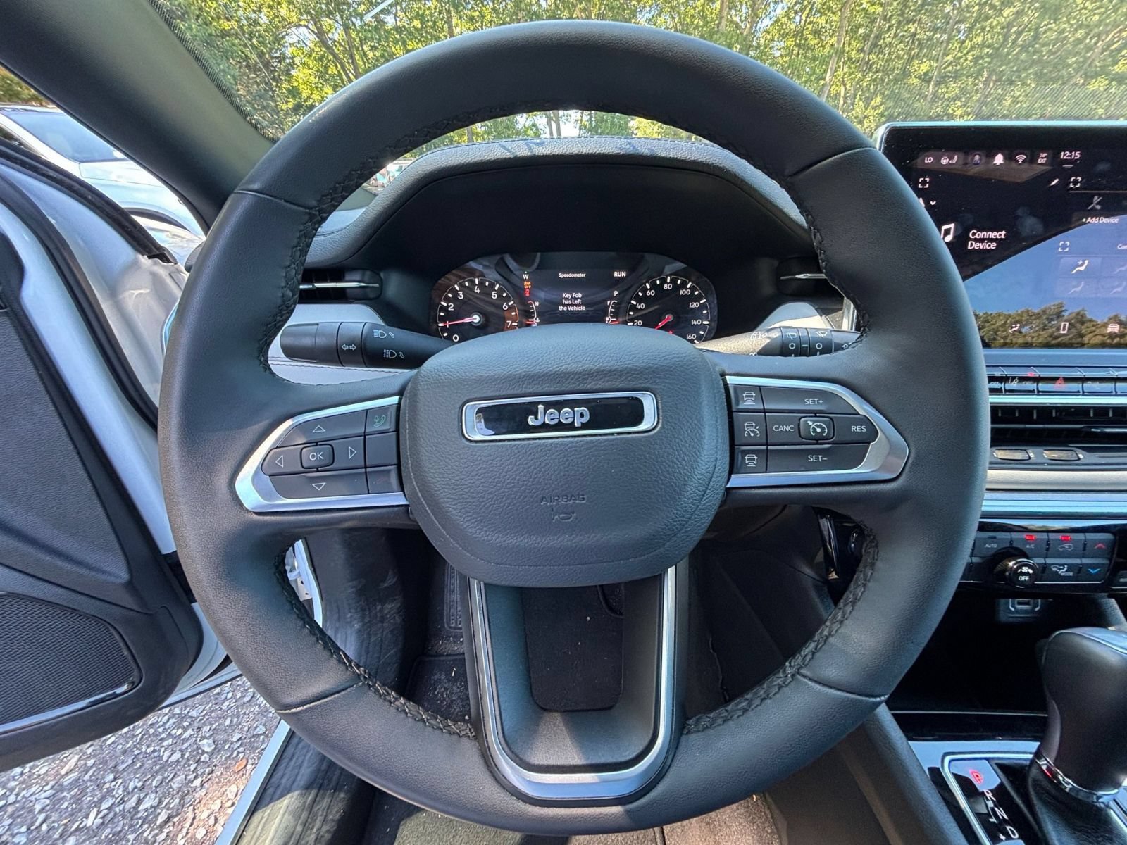 Used 2025 Jeep Compass Limited AWD/4WD image 29