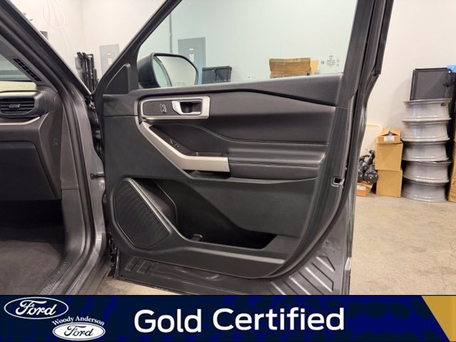 Certified 2024 Ford Explorer XLT w/ Equipment Group 202A RWD image 27