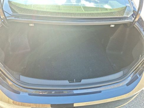 Used 2023 Chevrolet Malibu LT image 35