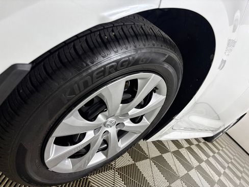 Used 2026 Toyota Corolla LE FWD image 33