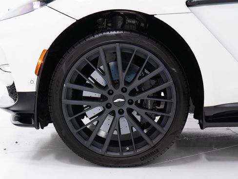 Used 2023 Aston Martin DBX 707 image 41