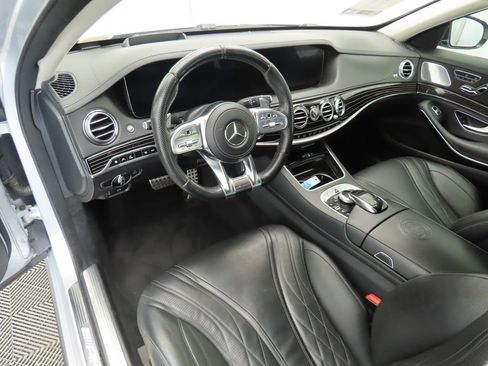 Used 2019 Mercedes-Benz S 63 AMG S 4MATIC Sedan image 9
