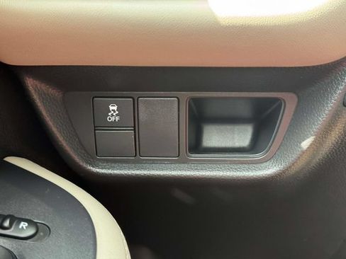 Certified 2024 Honda HR-V LX image 17