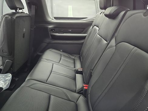 New 2026 Jeep Grand Wagoneer Limited AWD/4WD image 8