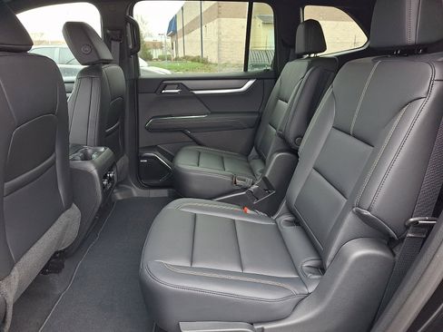 New 2026 GMC Acadia Elevation AWD/4WD image 5