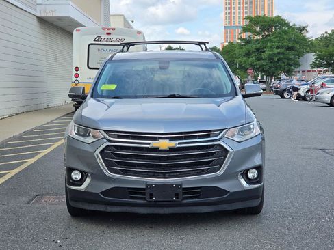 Used 2018 Chevrolet Traverse LT AWD/4WD image 2