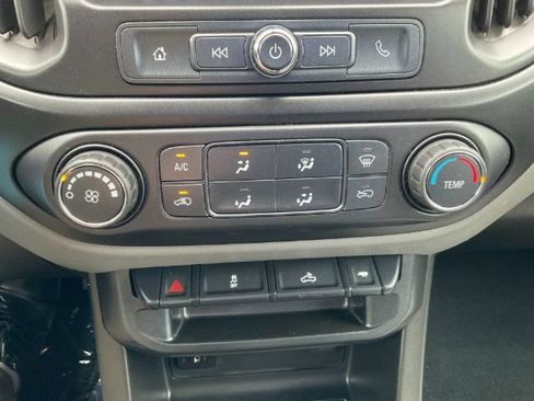 Used 2020 Chevrolet Colorado W/T w/ WT Convenience Package AWD/4WD image 22