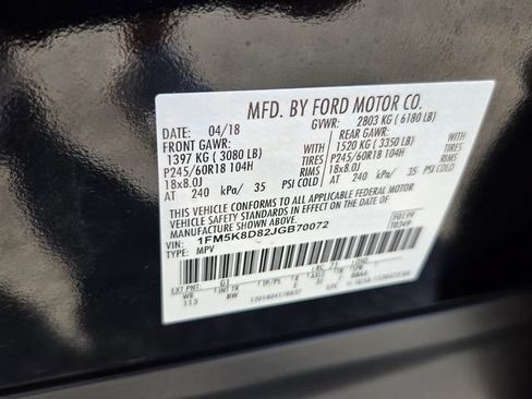 Used 2018 Ford Explorer XLT w/ Equipment Group 202A AWD/4WD image 19