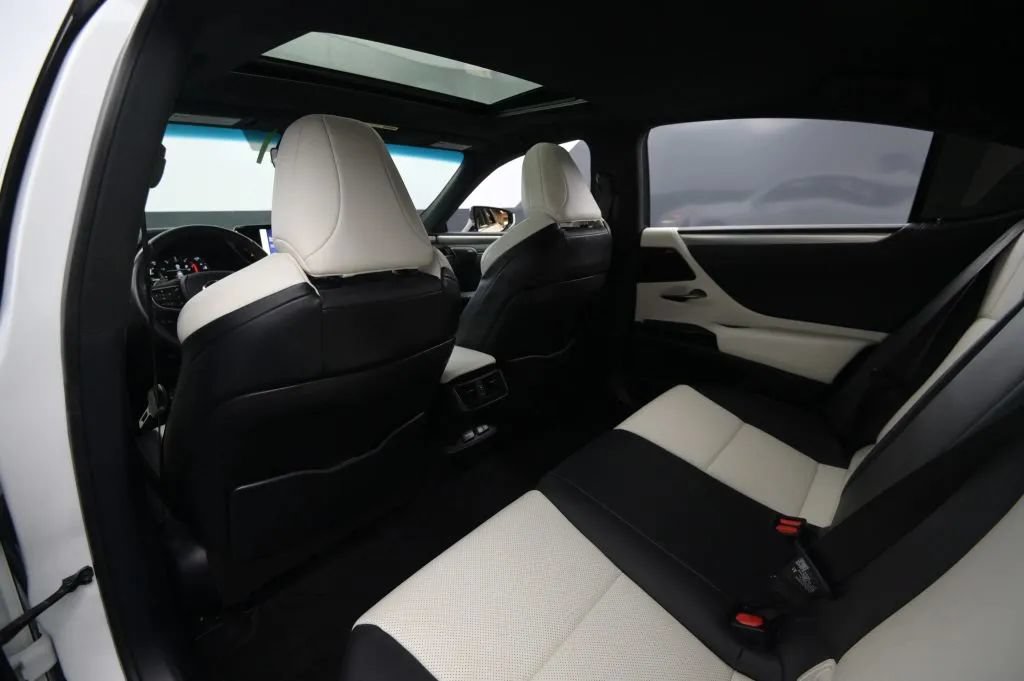 Used 2024 Lexus ES 350 F Sport w/ Accessory Package (Z2) FWD image 44