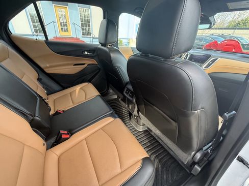 Used 2020 Chevrolet Equinox Premier image 23
