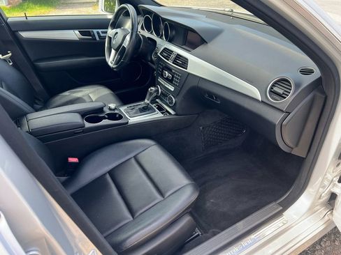 Used 2014 Mercedes-Benz C 300 4MATIC Sedan w/ Premium 1 Package image 10