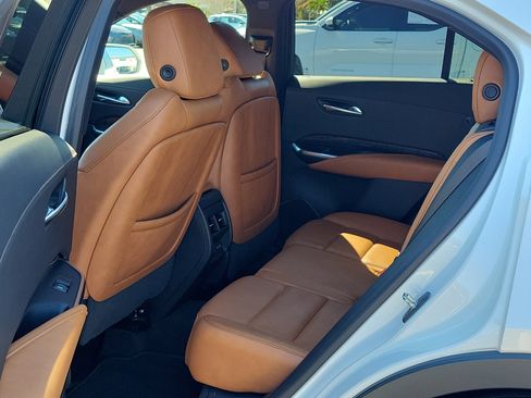Used 2019 Cadillac XT4 Premium Luxury AWD/4WD image 15