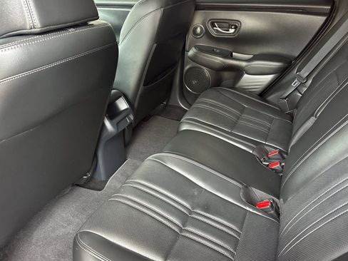 Used 2025 Honda HR-V EX-L image 11