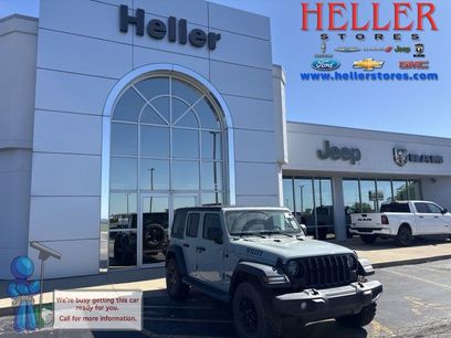 Used 2023 Jeep Wrangler Unlimited w/ Cold Weather Group