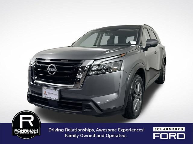 Used 2025 Nissan Pathfinder SV AWD/4WD image 1