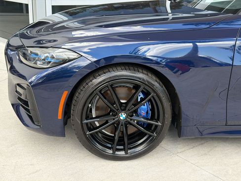 Used 2022 BMW M440i Convertible RWD image 12
