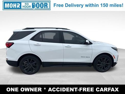 Used 2022 Chevrolet Equinox RS w/ LPO, Floor Liner Package FWD image 5