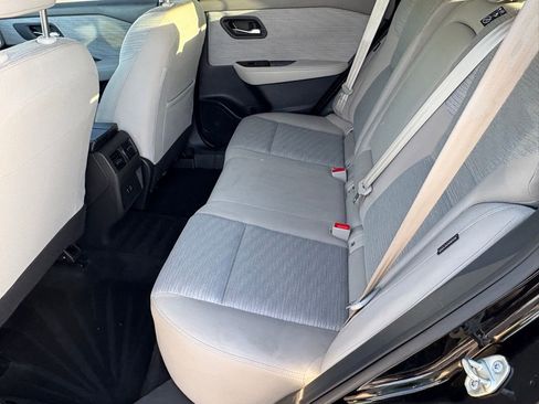 Certified 2023 Nissan Rogue SV image 31