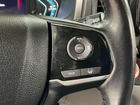 Used 2018 Honda Odyssey EX-L image 11