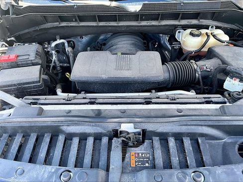 Used 2022 Chevrolet Silverado 1500 High Country w/ High Country Premium Package AWD/4WD image 30