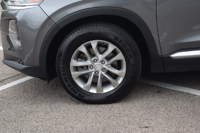 Used 2019 Hyundai Santa Fe SE AWD/4WD image 26