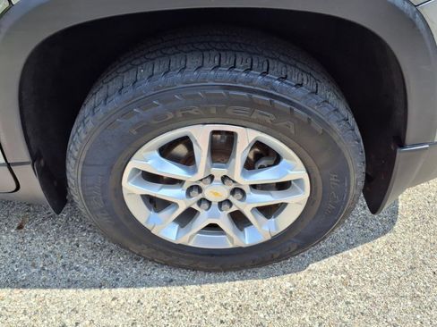 Used 2018 Chevrolet Traverse LT w/ LPO, Floor Liner Package image 7