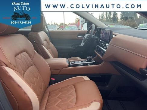 New 2026 Nissan Pathfinder Platinum image 22