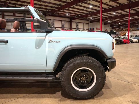 Used 2023 Ford Bronco Heritage Edition AWD/4WD image 11