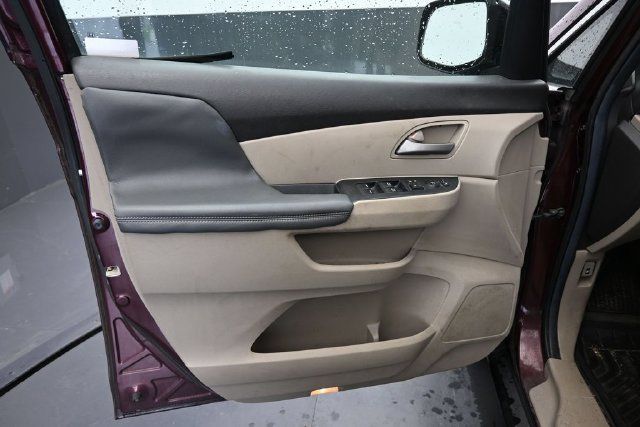 Used 2013 Honda Odyssey EX-L image 16