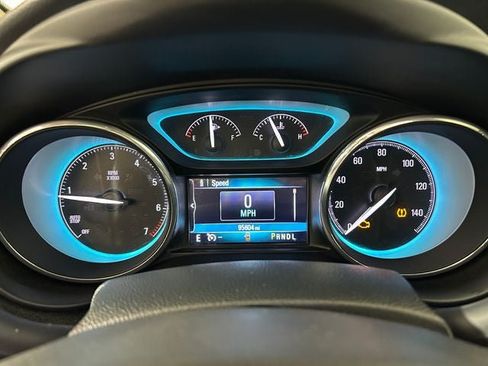 Used 2017 Buick Envision Essence FWD image 17