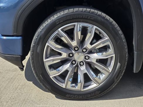 Used 2024 GMC Sierra 1500 Denali AWD/4WD image 9