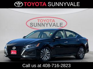 Used 2025 Nissan Altima 2.5 SV FWD video 1