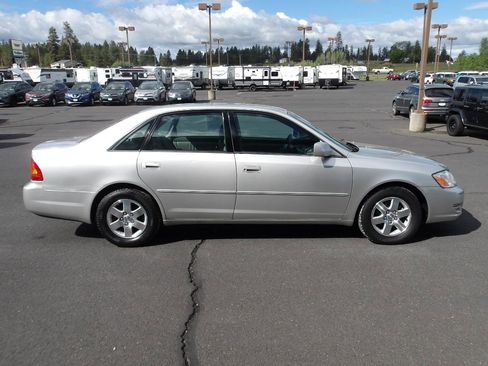 Used 2002 Toyota Avalon XL FWD image 6