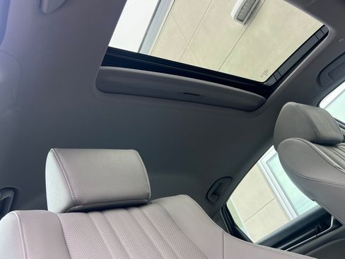 Used 2019 Honda Accord Touring image 15