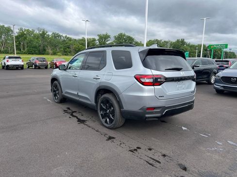 New 2026 Honda Pilot Black Edition image 6