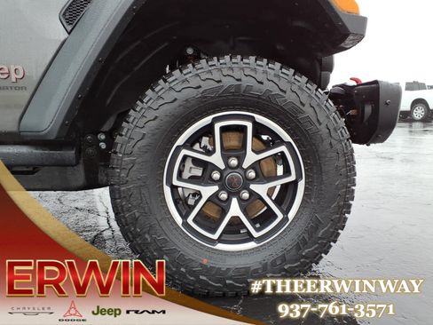 New 2026 Jeep Gladiator Rubicon w/ Steel Bumper Group image 7