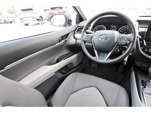 Used 2024 Toyota Camry LE image 6