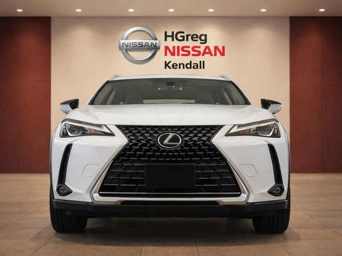 Used 2020 Lexus UX 200 w/ Accessory Package 2 FWD image 4