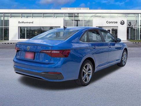 Used 2024 Volkswagen Jetta SE FWD image 5
